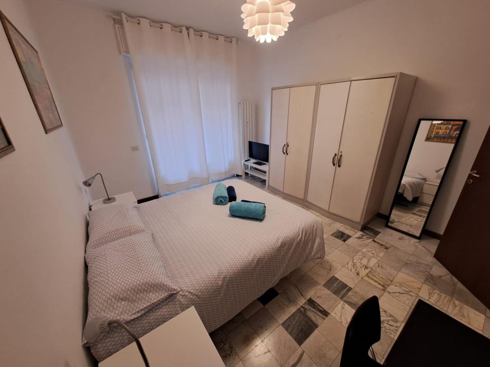 Comfortable And Spacious In Apartment
